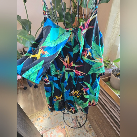 a.n.a Bird of Paradise Printed Sleeveless Romper - Picture 2 of 3